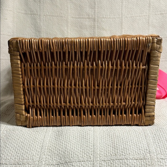 Lilly Pulitzer Insulated Wicker Wine Basket With Strap - Picture 5 of 7